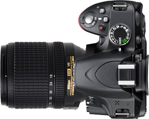 Nikon D3200 + 18-140mm