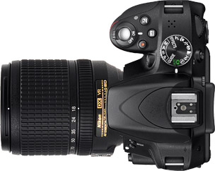 Nikon D3300 + 18-140mm