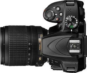 Nikon D3400 + 18-105mm f/3.5-5.6