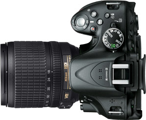 Nikon D5200 + 18-105mm