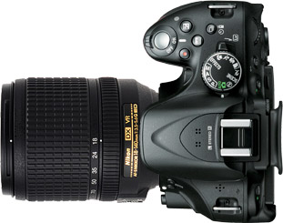 Nikon D5200 + 18-140mm