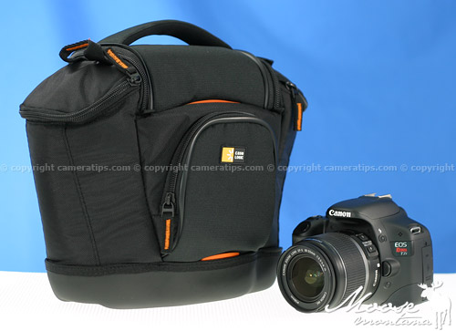 Canon T2i with the Caselogic Medium SLR Bag (SLRC-202) - © copyright cameratips.com